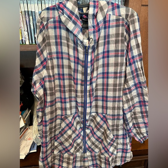 Thin plaid shacket - Picture 1 of 2